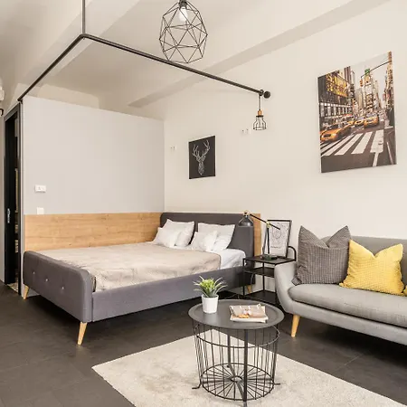 Loft Astoria Apartment *