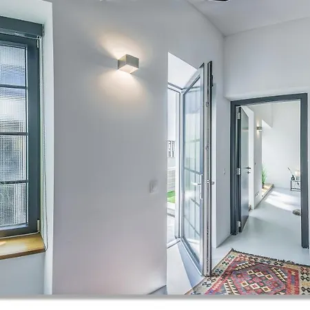 Loft Astoria Apartment