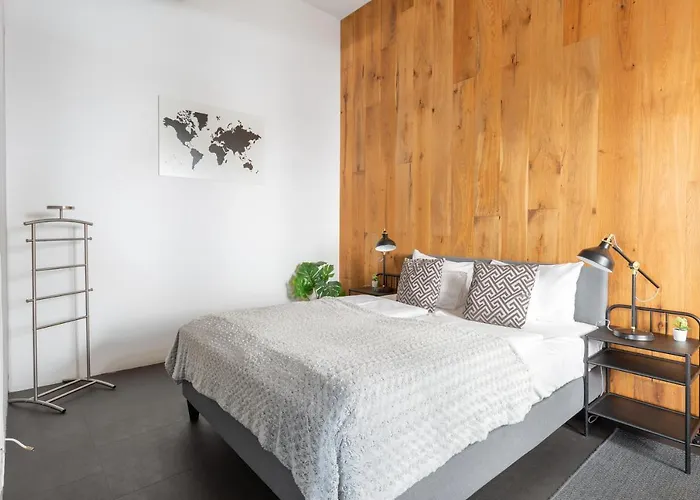 Loft Astoria *